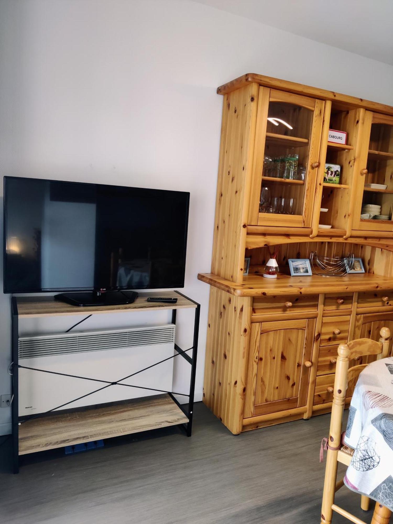 Spacieux Appartement Refait A Neuf - 4 Pers - Vue Sur L'Hippodrome
