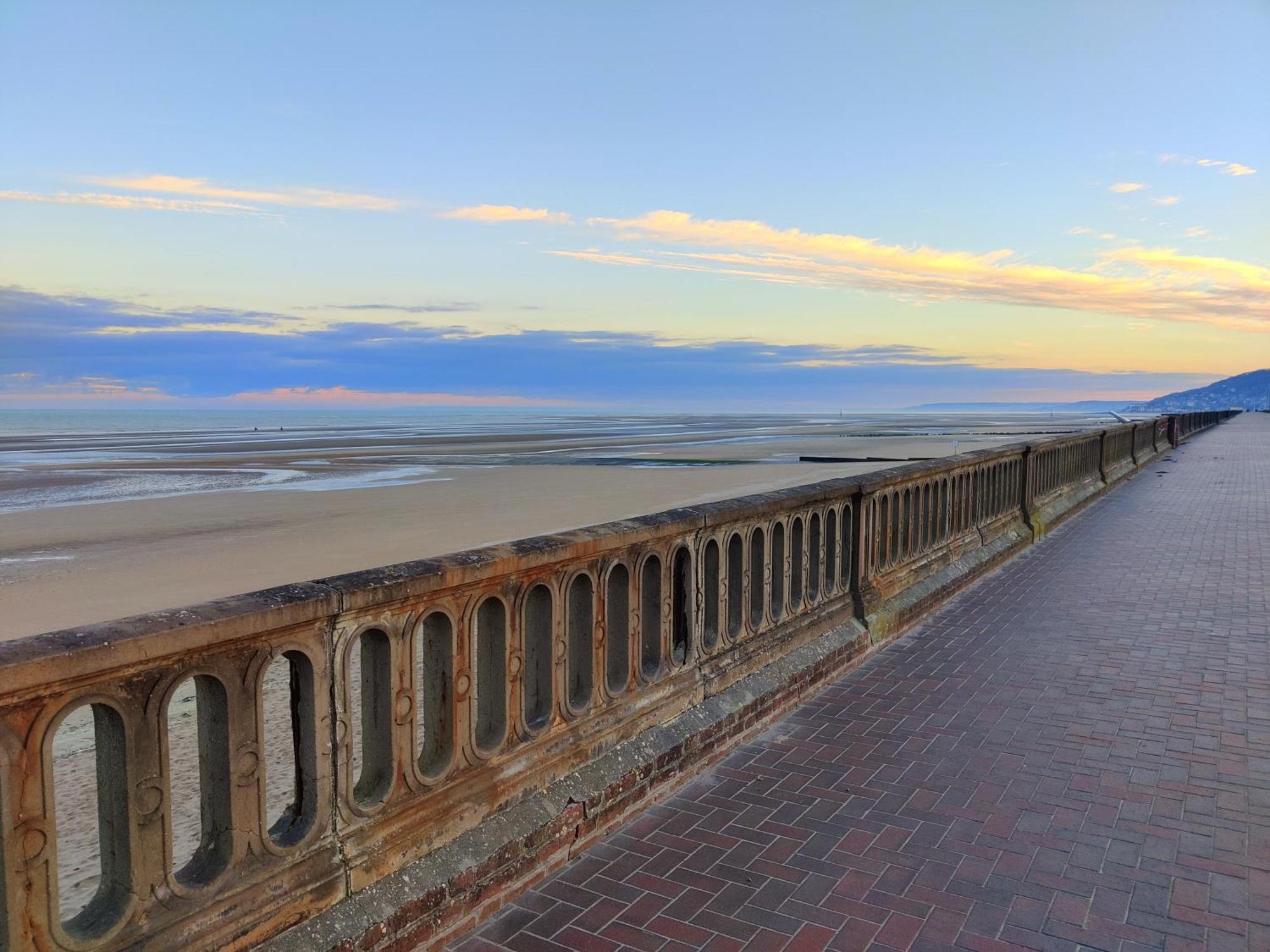 Apartment Spacieux Appartement Refait A Neuf - 4 Pers - Vue Sur L'Hippodrome Cabourg
